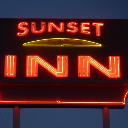 Sunset Inn Грант-Пасс Экстерьер фото